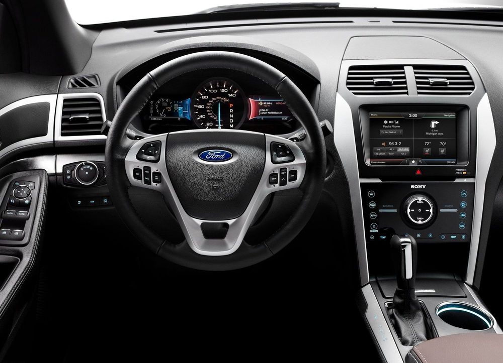 Ford Explorer - interior, photo