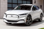 Ford не переведет Mustang Mach-E на новую платформу для электромобилей